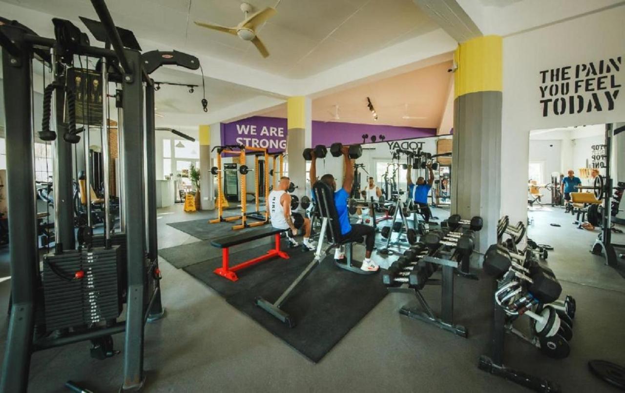 Tiberius Pool Apartments In Caesar Resort & Spa Trikomo エクステリア 写真