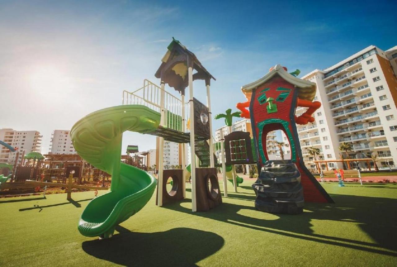 Tiberius Pool Apartments In Caesar Resort & Spa Trikomo エクステリア 写真