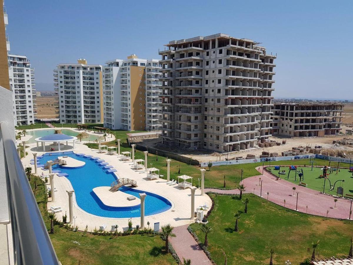 Tiberius Pool Apartments In Caesar Resort & Spa Trikomo エクステリア 写真